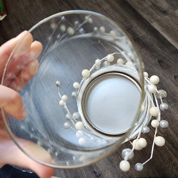 Candle Vase Centerpiece - Picture 4 of 4